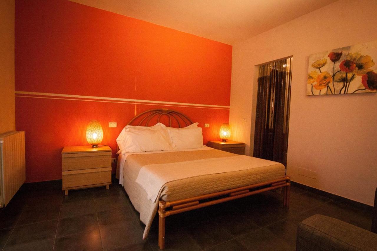 Country Resort Le Due Ruote Алберезе Екстериор снимка